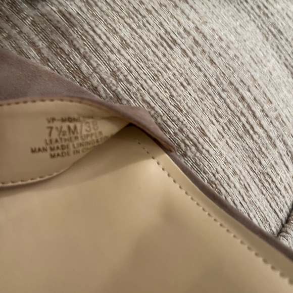 Suede sandals by Vince Camuto - Picture 5 of 6